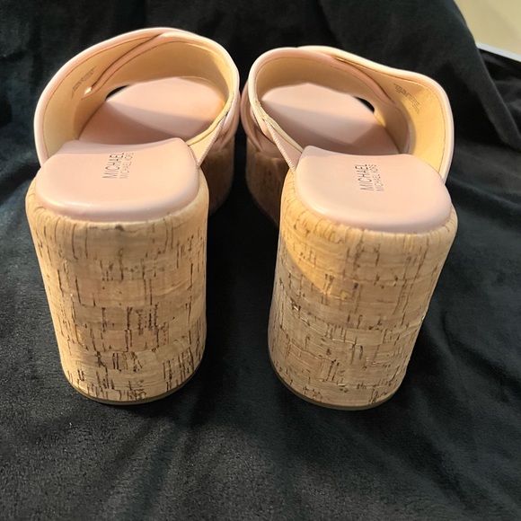 Michael Kors Cary leather wedge sandal - Picture 4 of 7